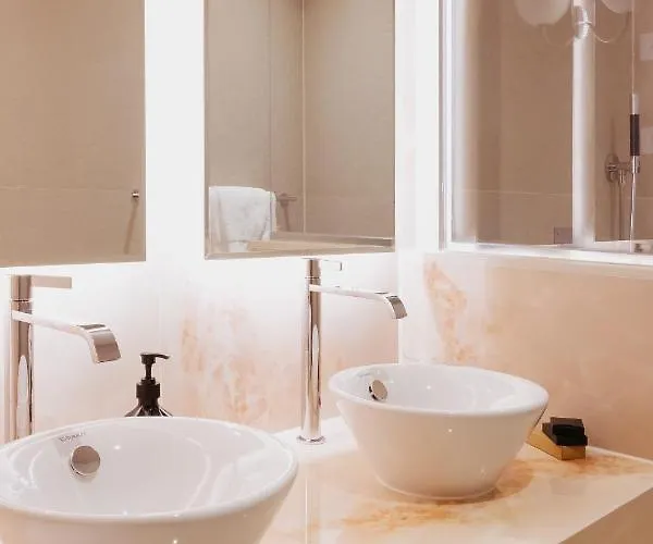 Boutique Sandsund Hotelli *